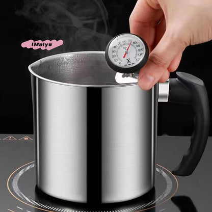 Durable Stainless Steel Oil Pot with Built-In Filter, Easy to Install Design, Leak-Proof and Convenient, Kitchen and Restaurant